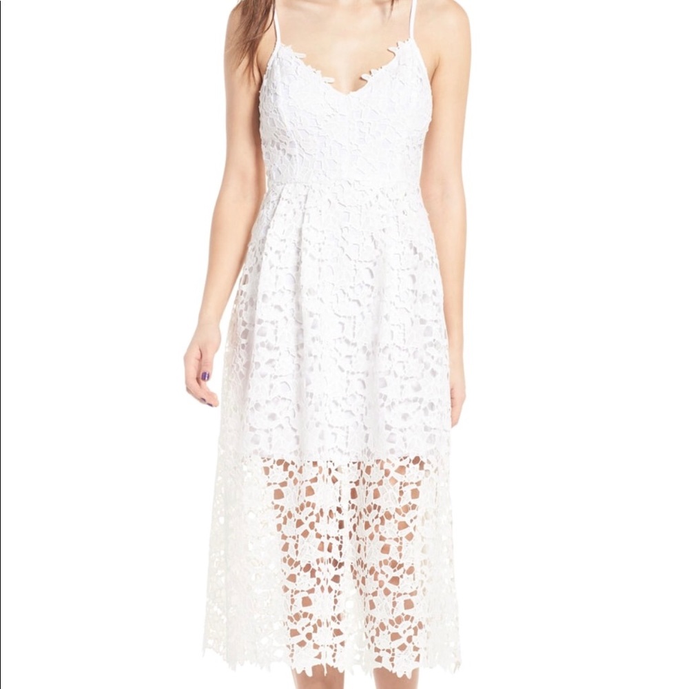 ASTR the label Lace Midi Dress